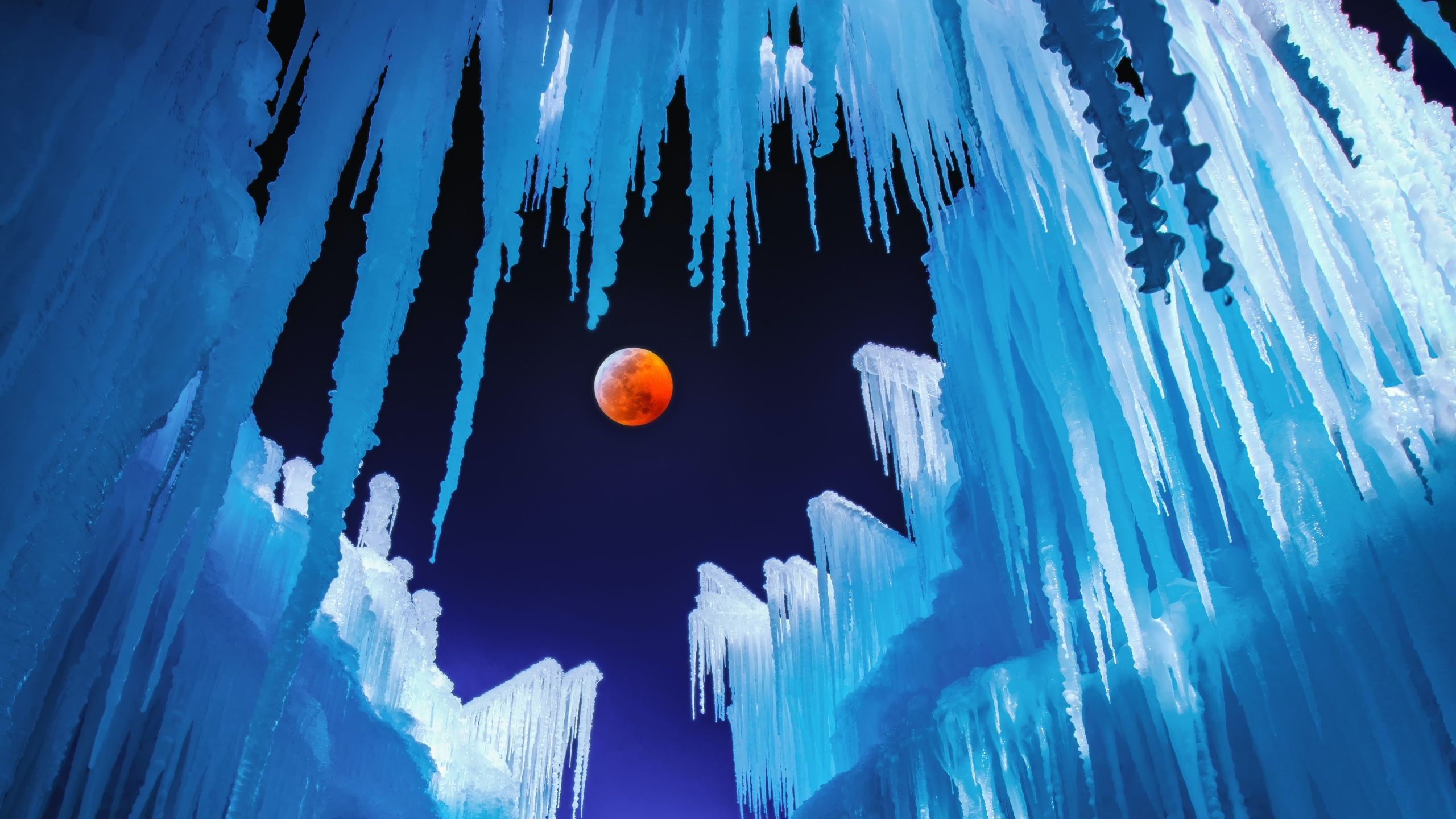 2560x1440 Ice Castles Wallpaper 4K, Eclipse, Tourist attraction, Utah