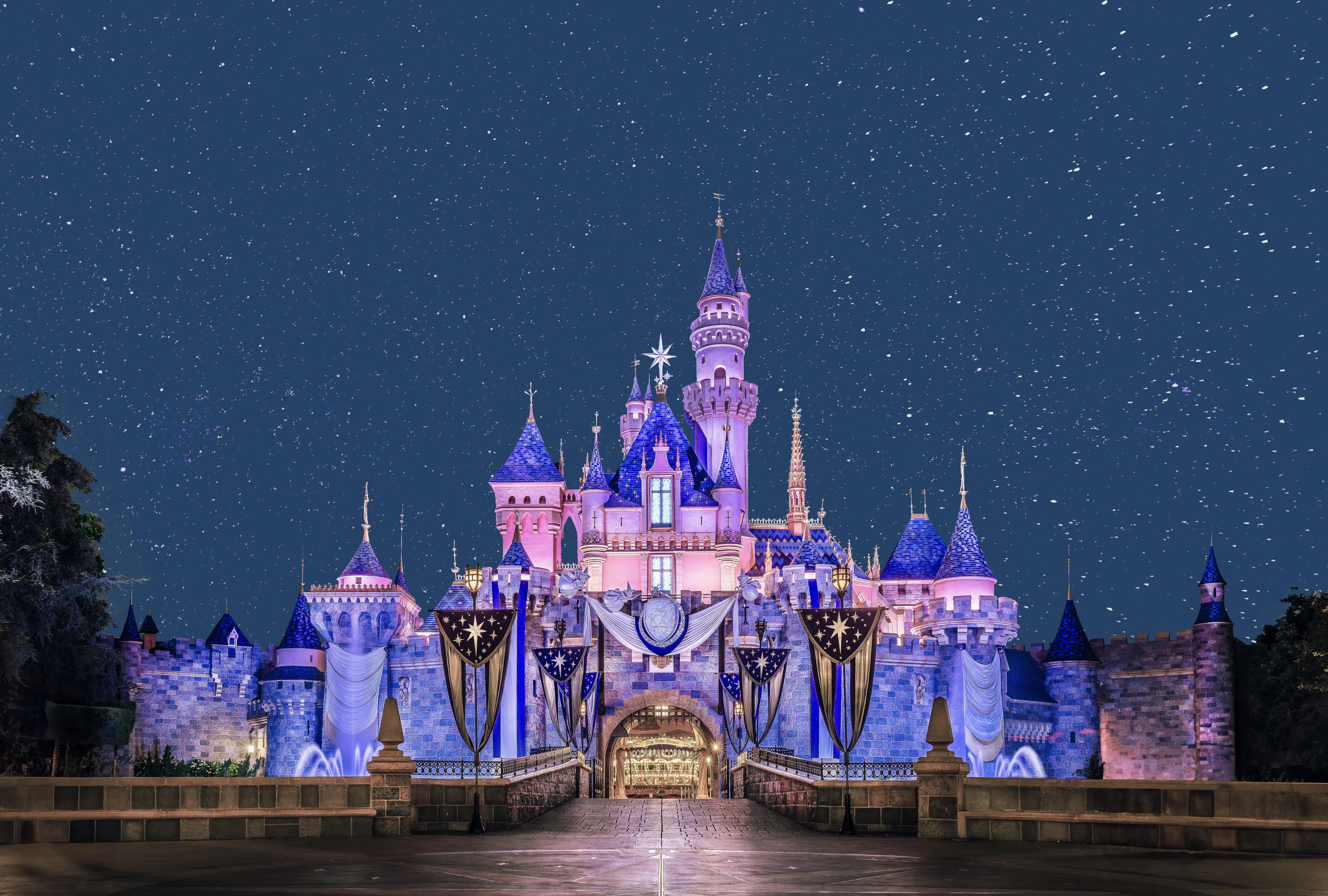 6286x4243 I wanted to share a photo i took last night in the parks ❤️