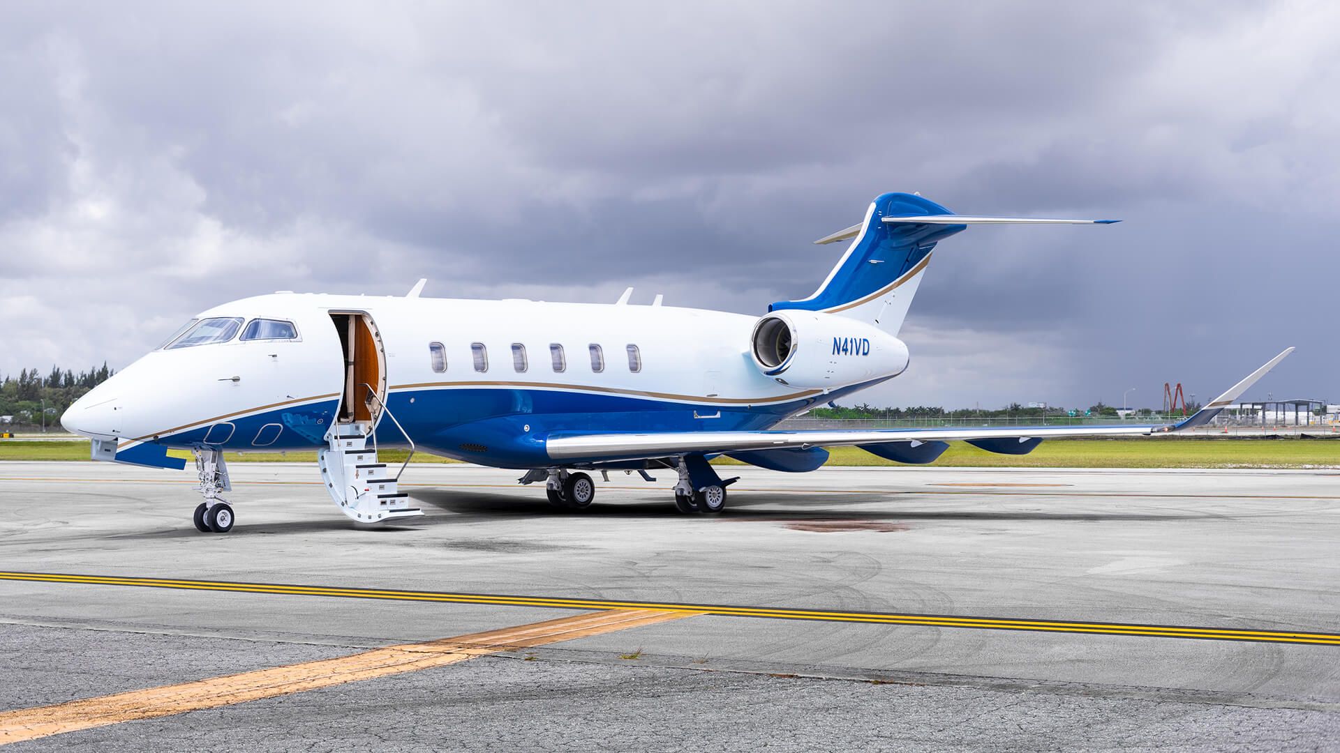 1920x1080 Challenger 350