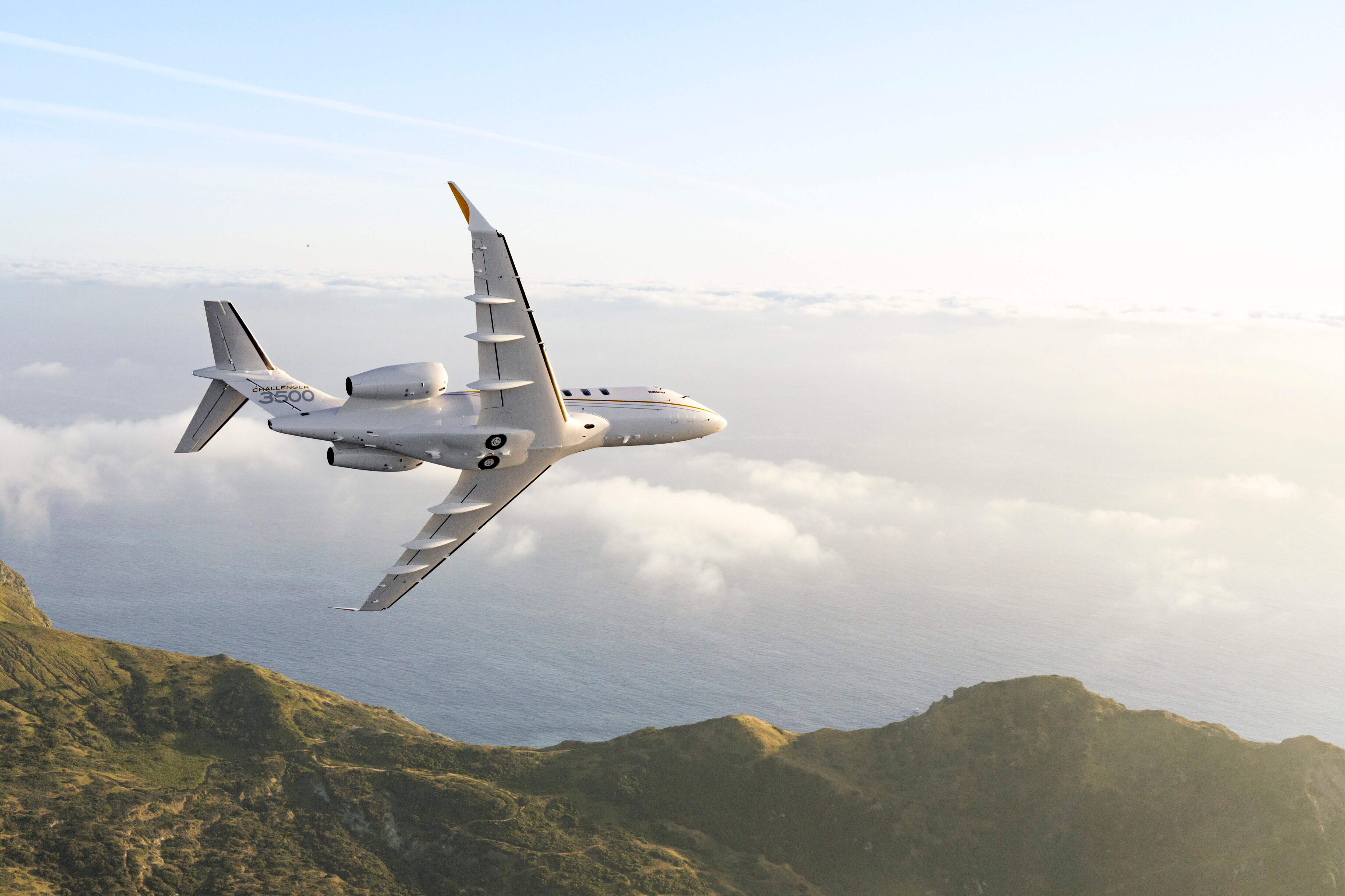 5000x3333 Bombardier Challenger 3500 business jet makes European debut at EBACE 2023