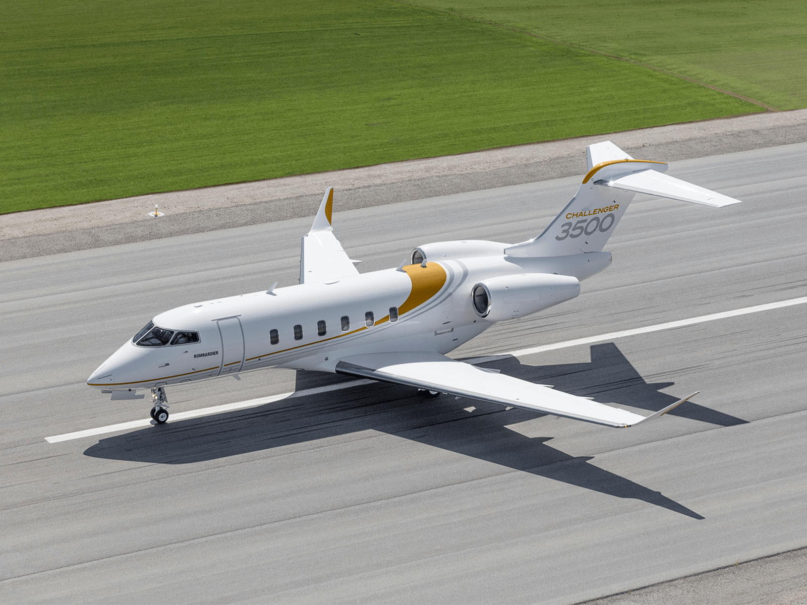 1600x1200 BOMBARDIER CHALLENGER 3500