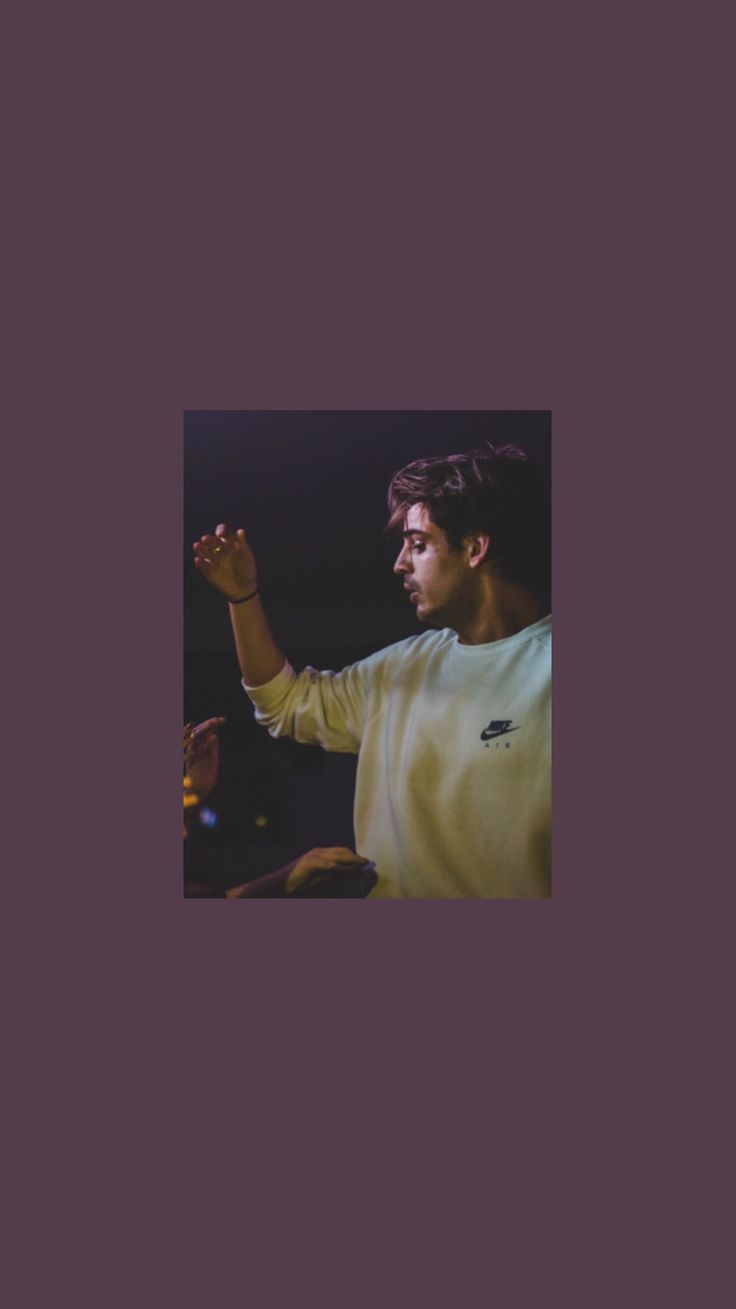 736x1309 taco hemingway wallpaper