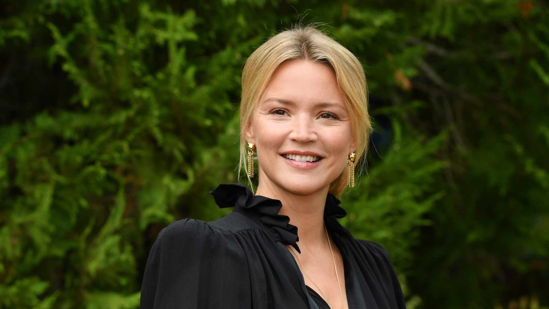 1920x1080 Virginie Efira: ses plus beaux looks de à Cannes Loge Beauté