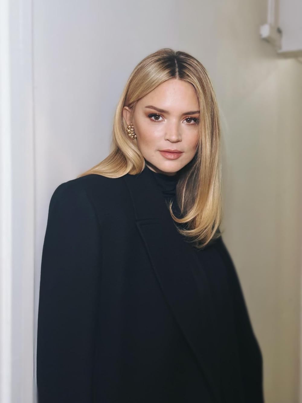 1000x1333 Virginie Efira