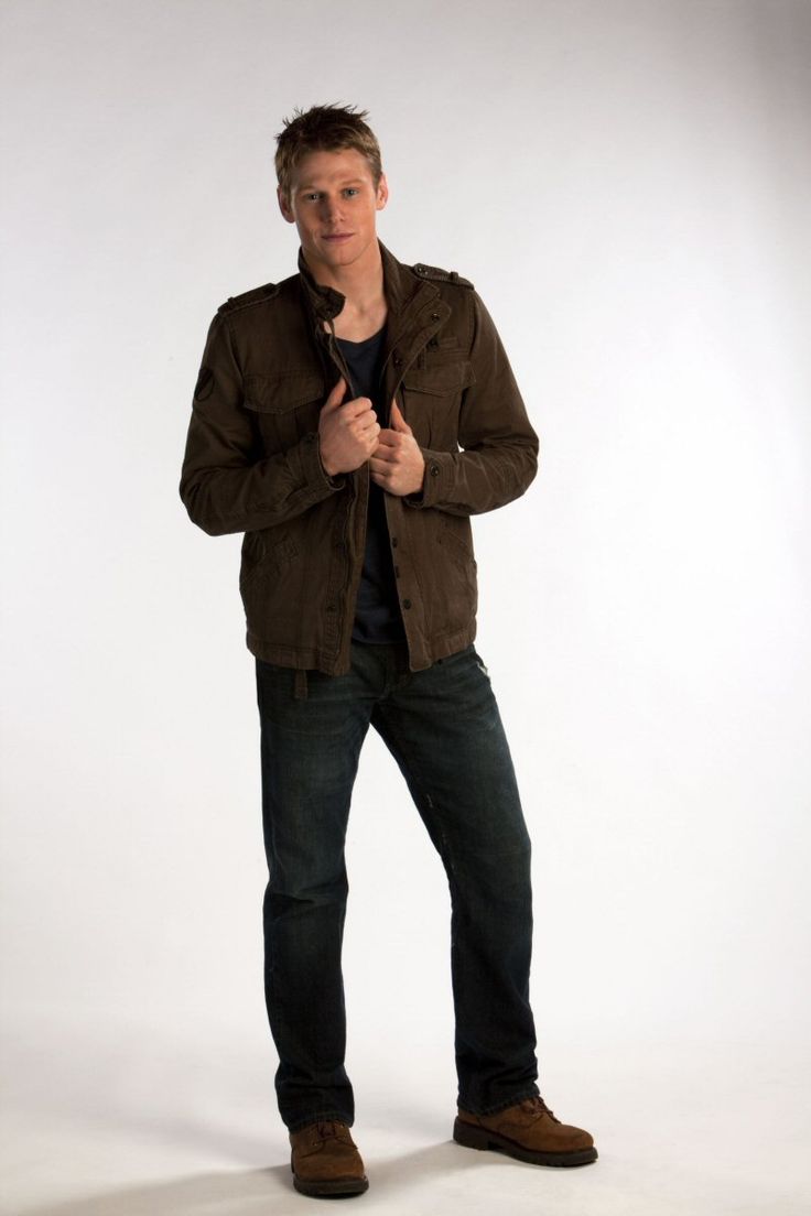 736x1104 Zach Roerig as Matt Donovan