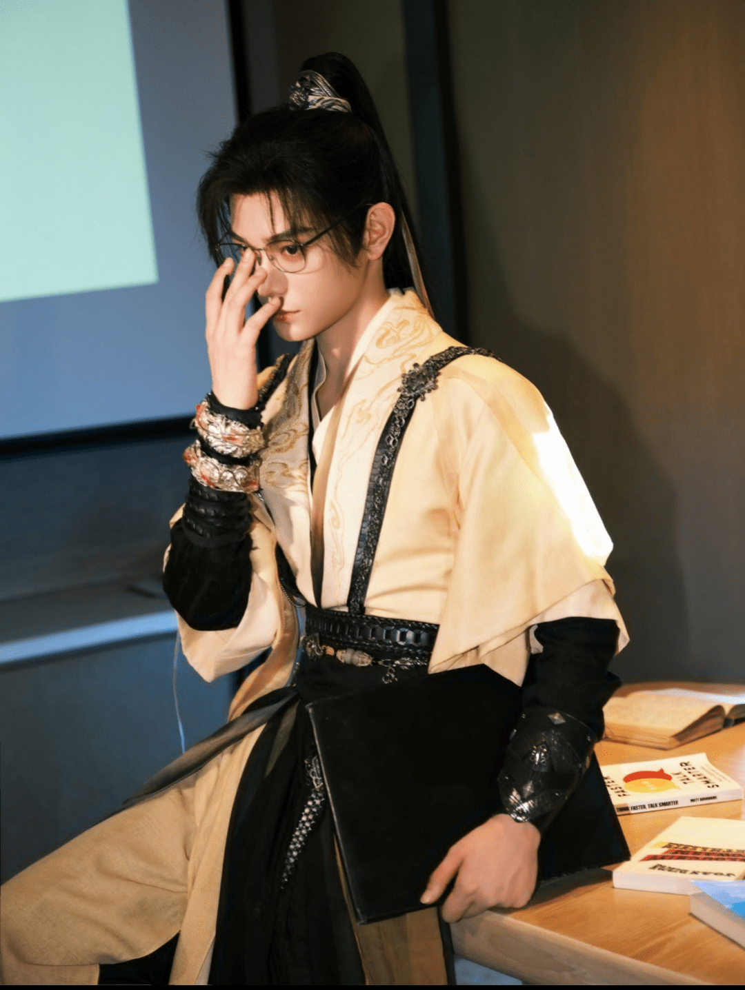 1080x1436 Ding Yuxi is probably the prettiest man in yellow