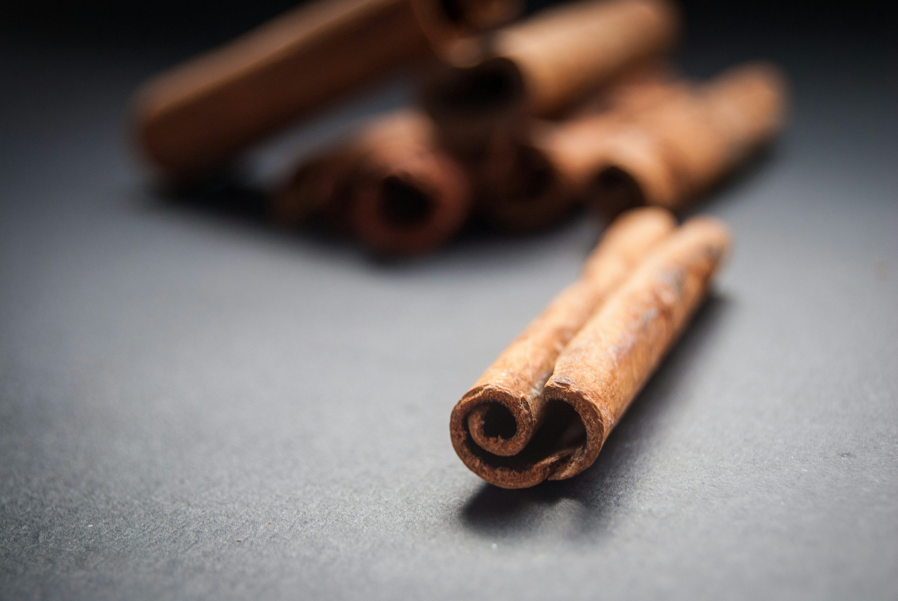 3000x2008 Brown wooden sticks in grayscale photography photo