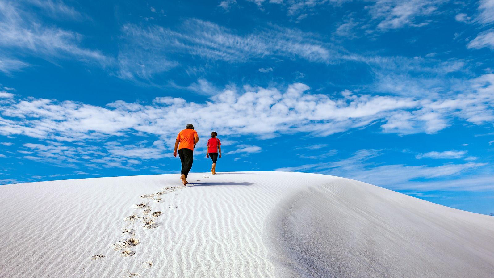 1600x900 The Best Time To Visit This Stunning US National Park With White Sand Isn't What You'd Expect