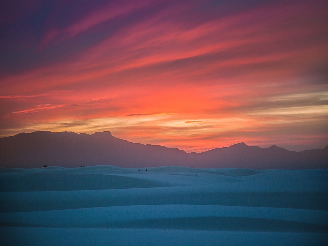 1080x810 Red sunset: White Sands National Park, New Mexico