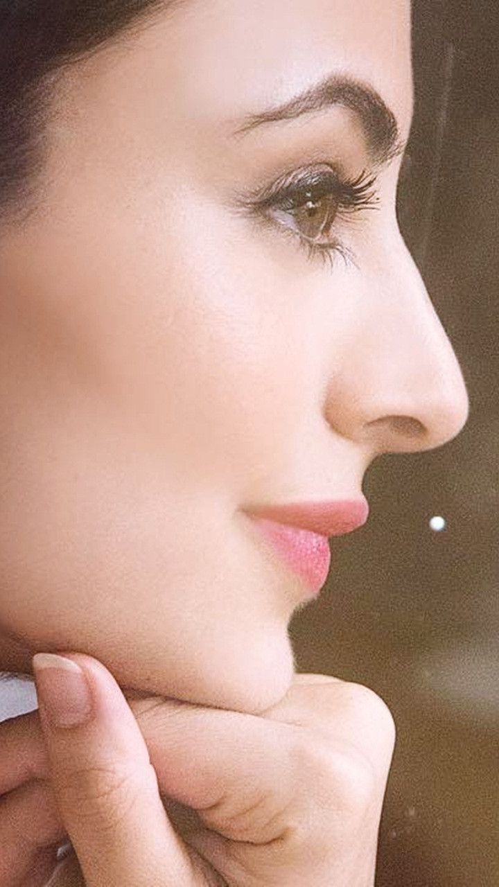 720x1280 Zoya Afroz Wallpaper 20599