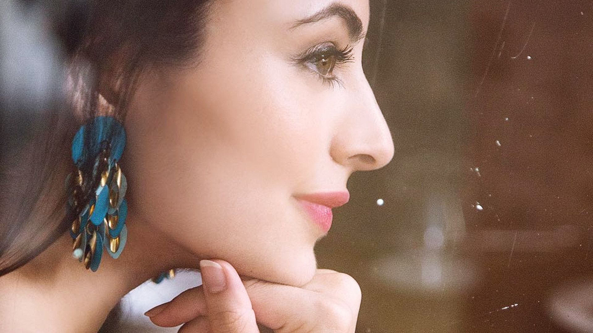 1920x1080 Zoya Afroz Wallpaper 20599