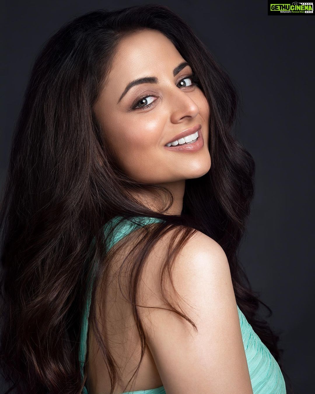 1080x1350 Zoya Afroz Instagram