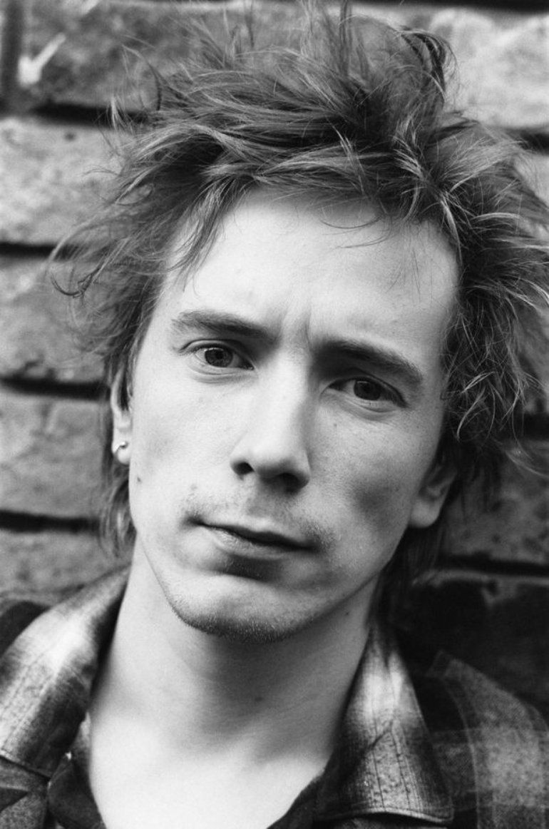 770x1162 Johnny Rotten Wallpaper