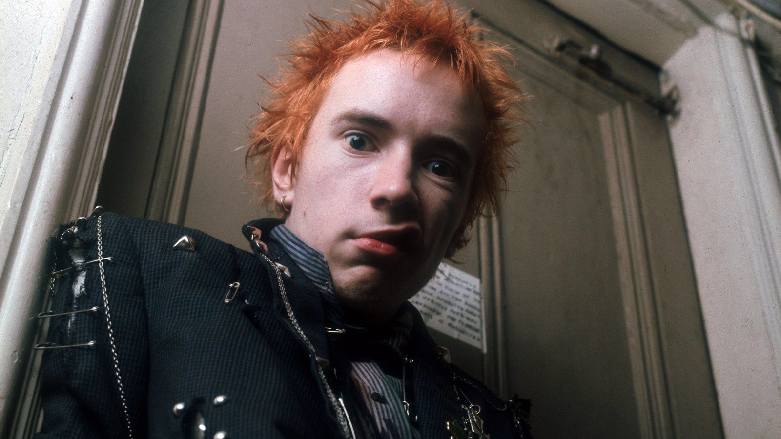 1600x900 The Rise of Johnny Rotten. Les Paul Forum
