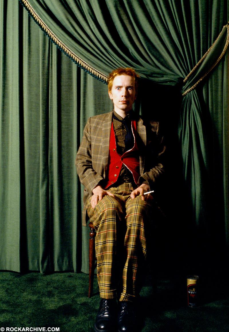 800x1160 John Lydon. Johnny Rotten. London 1980 Print. Sheila Rock Photo