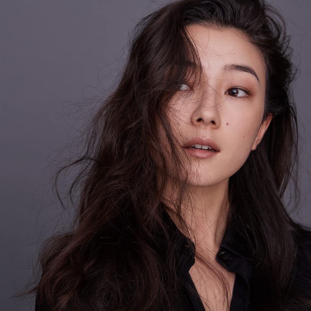 1000x1000 Natasha Liu Bordizzo Wallpaper