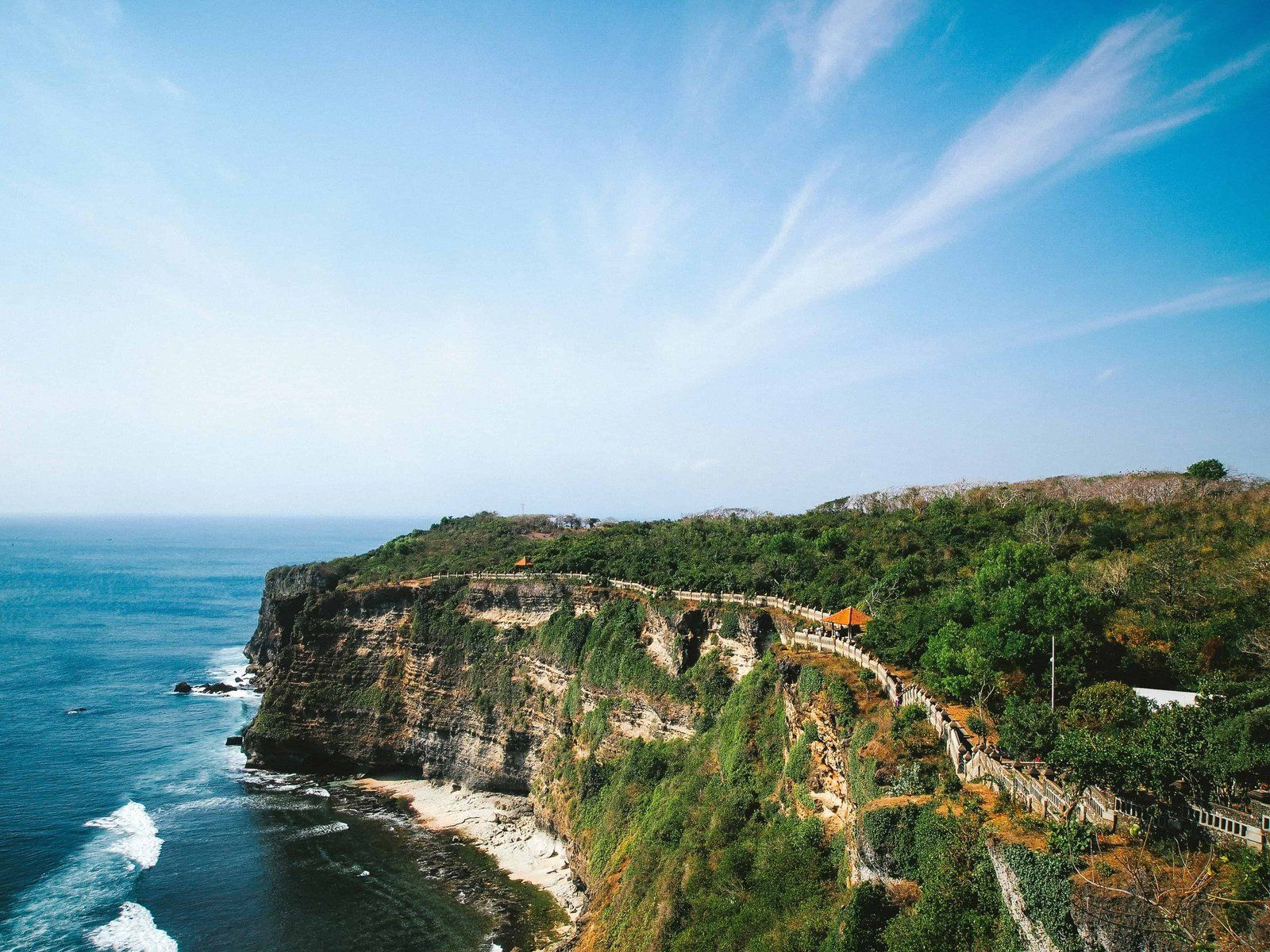 1600x1200 First Timer's Guide To Uluwatu Temple In Bali (2026)