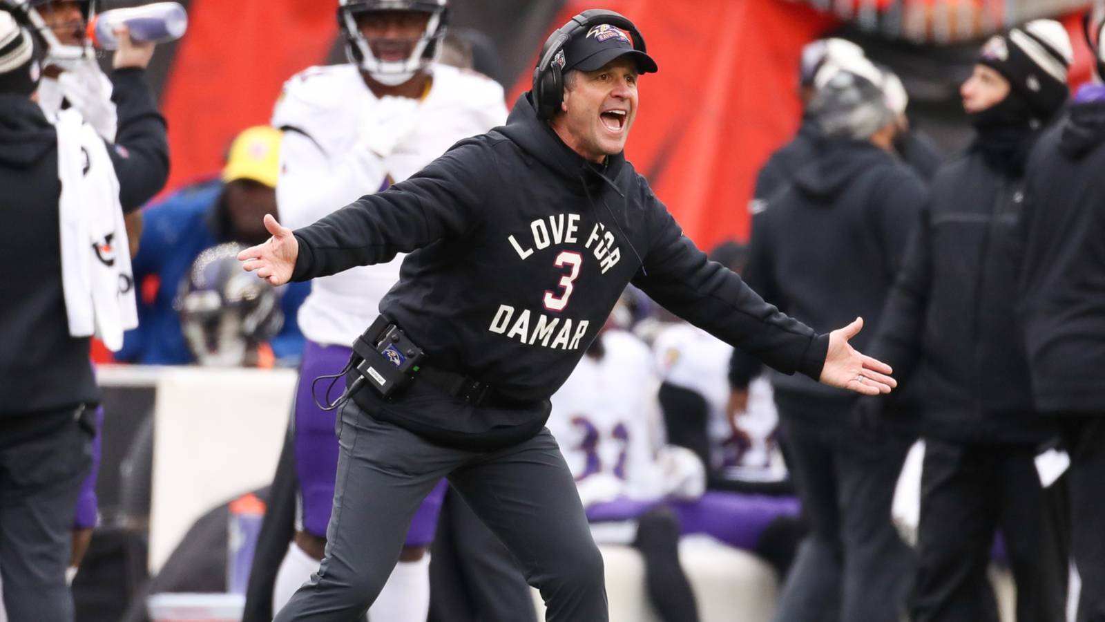 1600x900 Ravens players and coaches all agree: Grass is better than turf