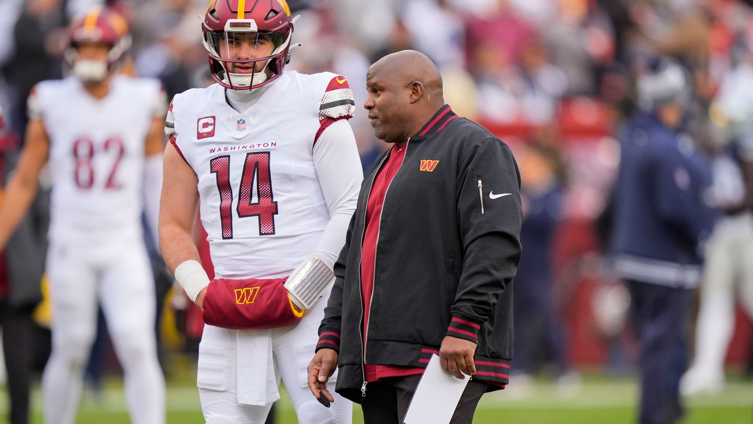 2560x1440 Eric Bieniemy's future is uncertain as the Commanders look for their next coach