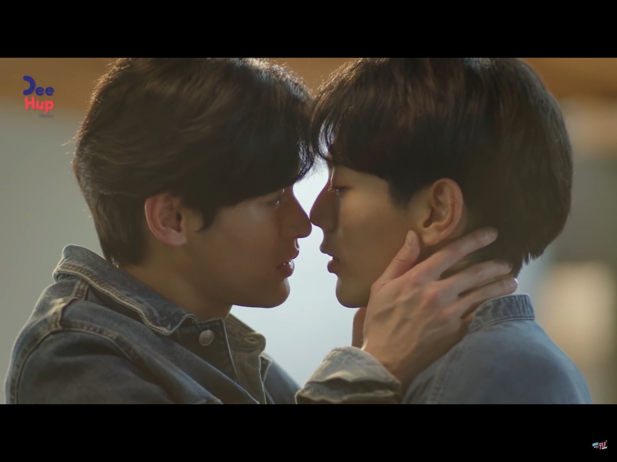 2048x1536 Lovely Writer (TV Mini Series 2021)