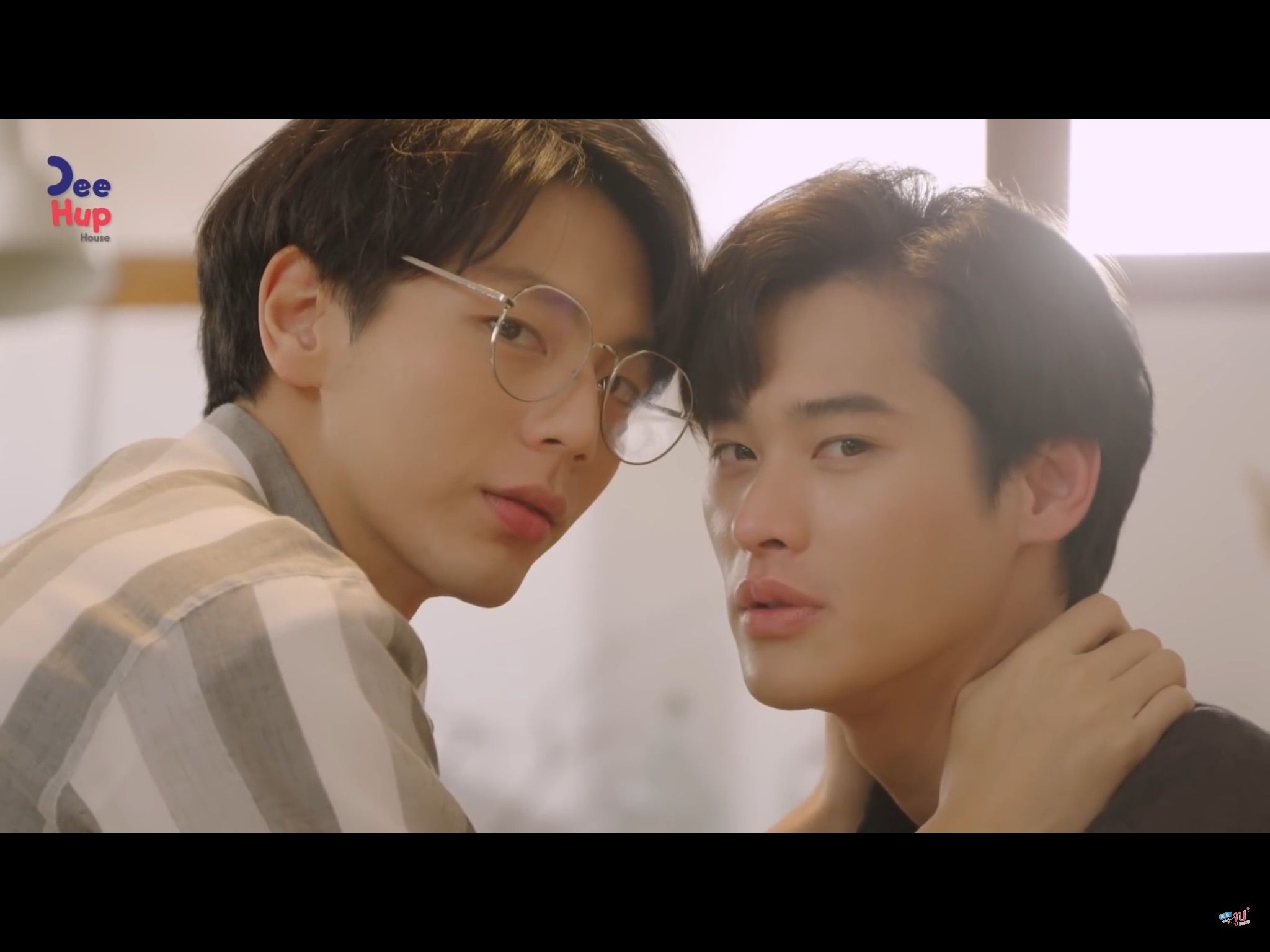 2048x1536 Lovely Writer (TV Mini Series 2021)