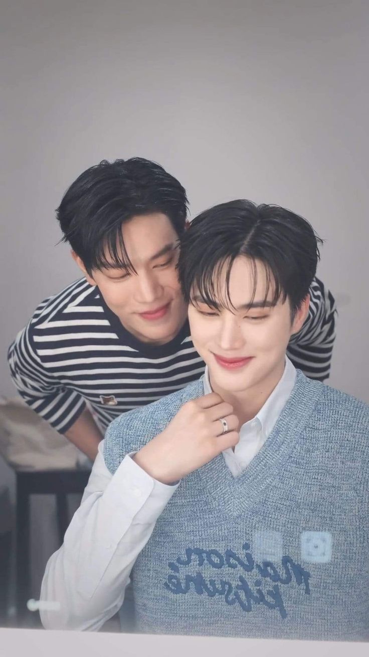 736x1308 Wandee goodday series. Henry and babe, Mosbank cute, Bl actors