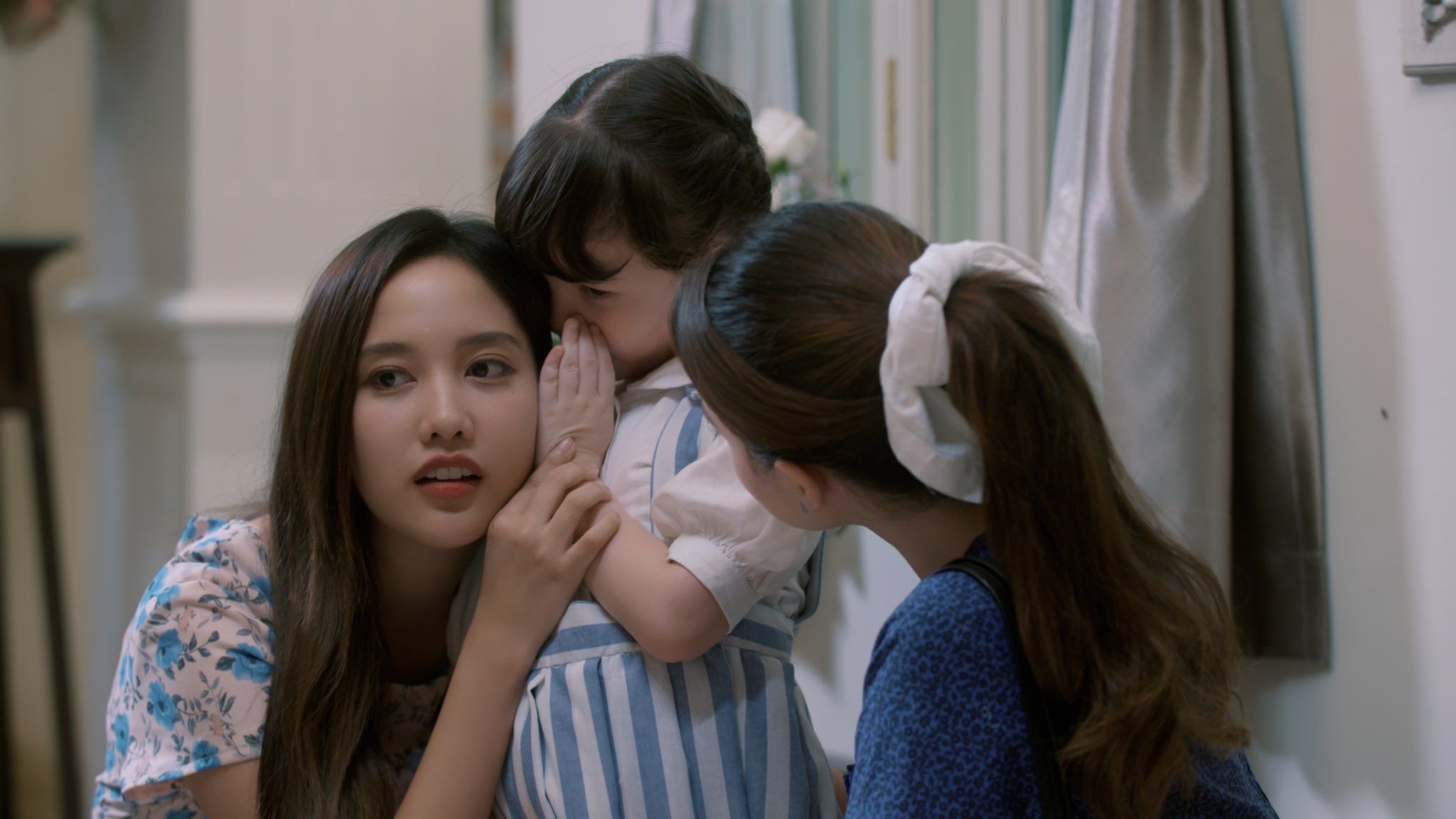 2048x1152 The Loyal Pin (TV Mini Series 2024)