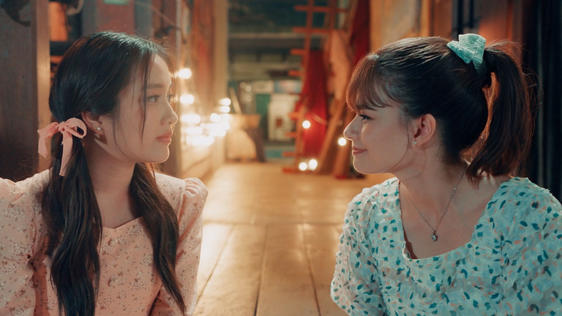 1920x1080 รวมรูปภาพของ เรื่องย่อ ปิ่นภักดิ์ (The Loyal Pin) EP.2 ท่านหญิงอนิล มาปรากฏตัวต่อหน้า คุณปิ่น รูปที่ 4 จาก 5