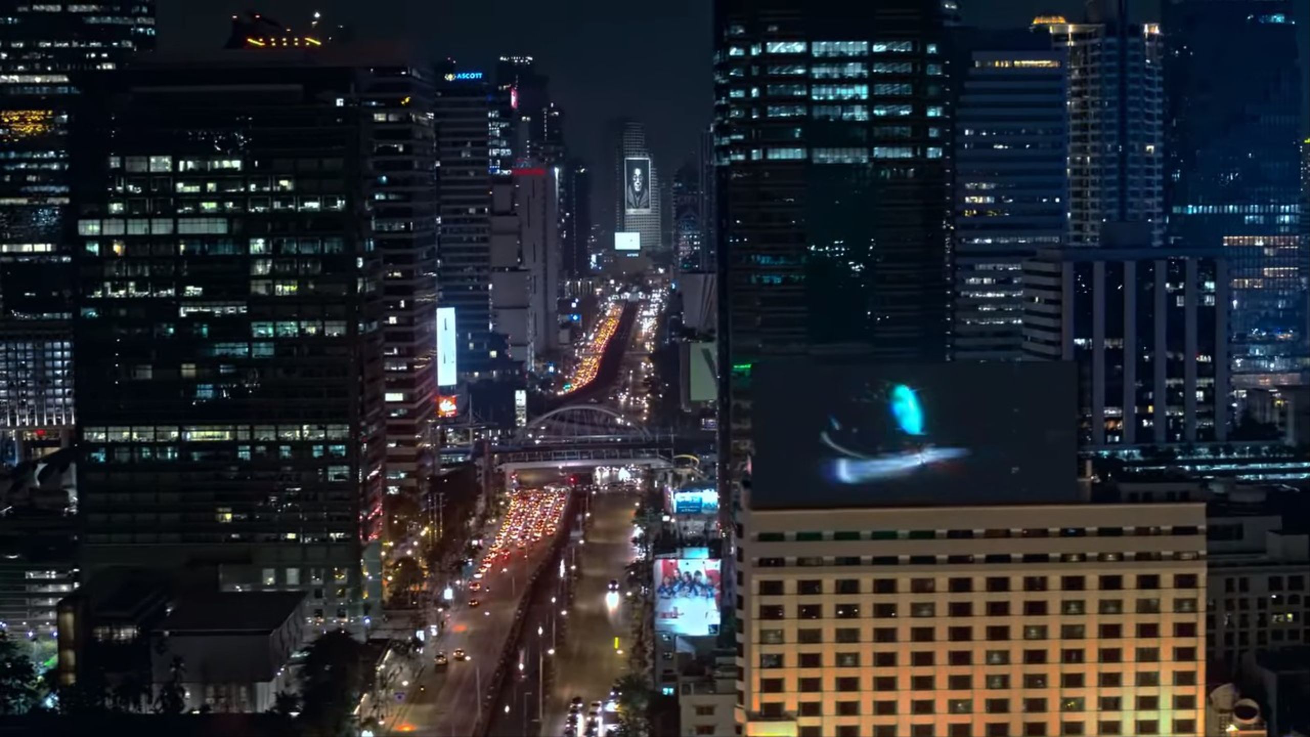 2560x1440 Bangkok Breaking Is A Gritty Netflix Thriller About Battling Corruption