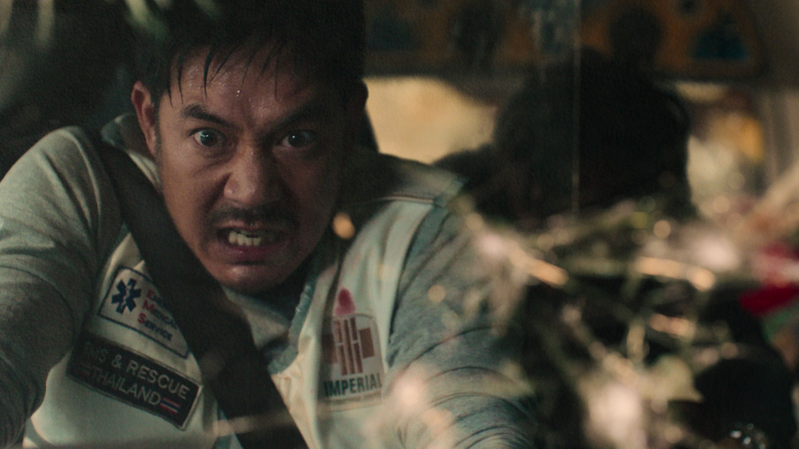 2560x1440 Action Packed Survival Thriller 'Bangkok Breaking: Heaven And Hell' Premieres September 26