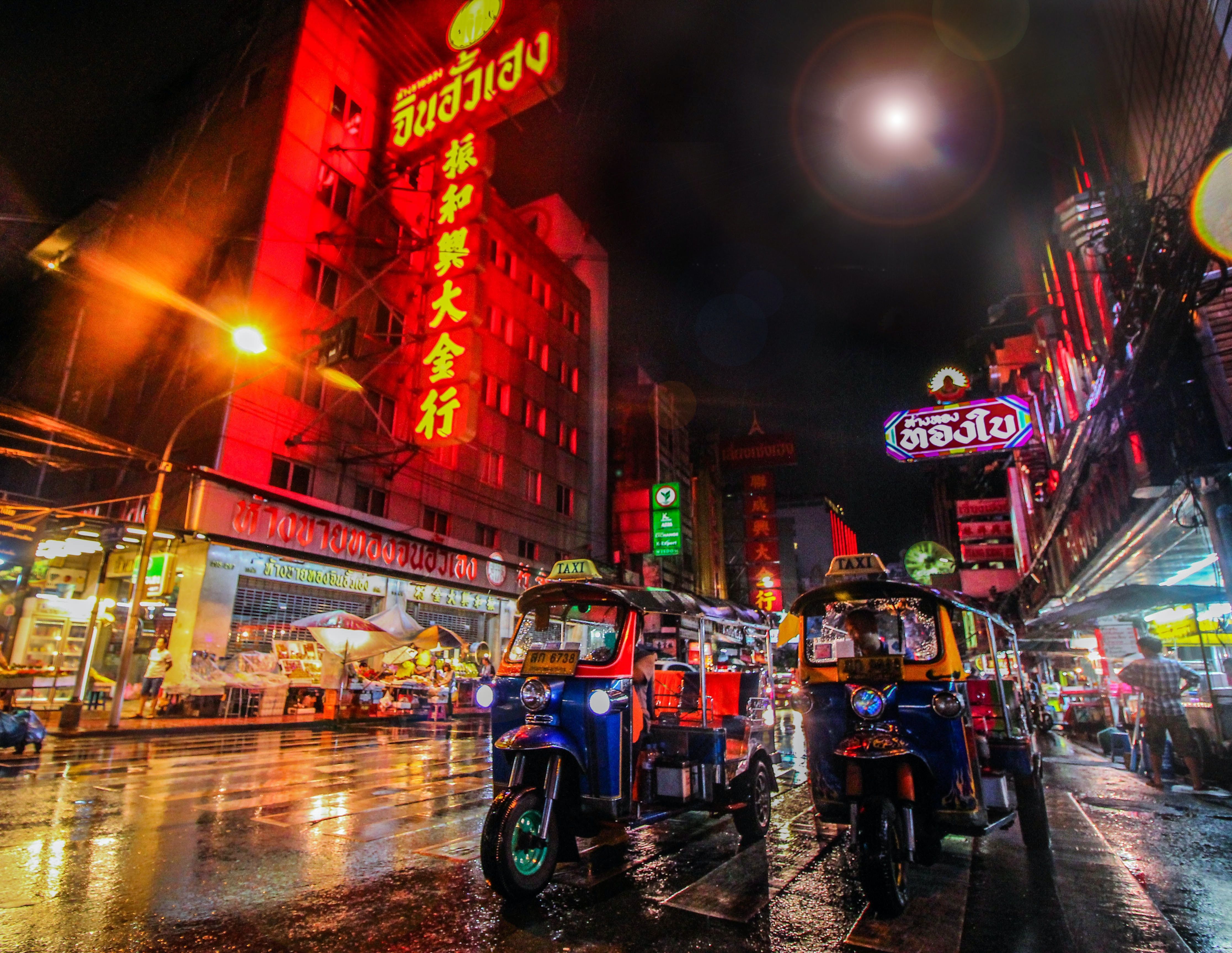 4466x3456 Exploring Bangkok: Latest 5 Fun and Wacky Things to Do