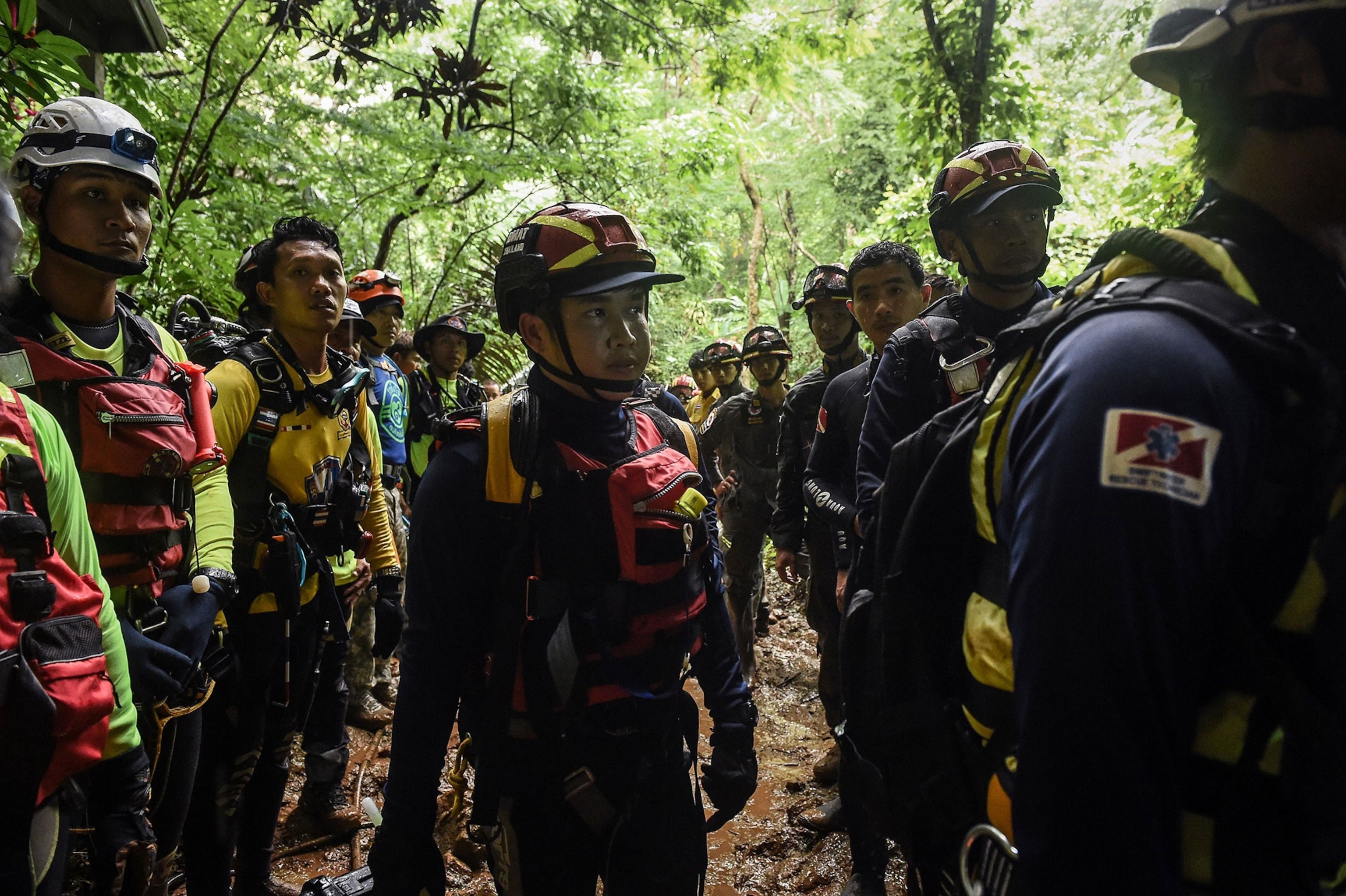 3072x2045 Meet the team of cave divers, National Geographic 2019 Adventurer of the Year