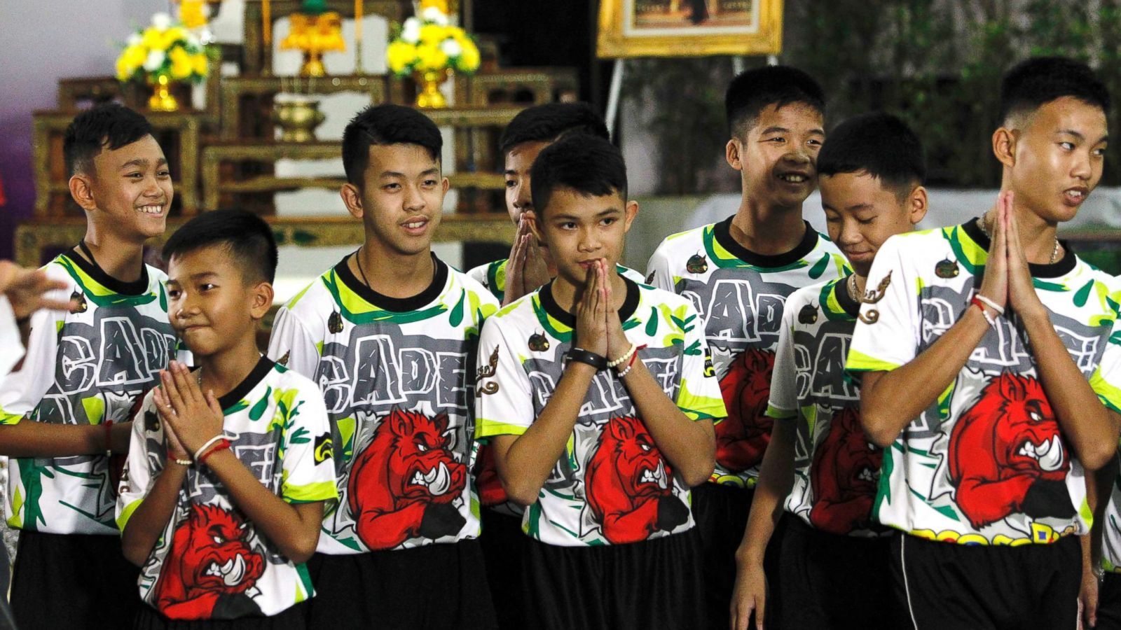 1600x900 Boys say they dug holes in cave to try to save themselves