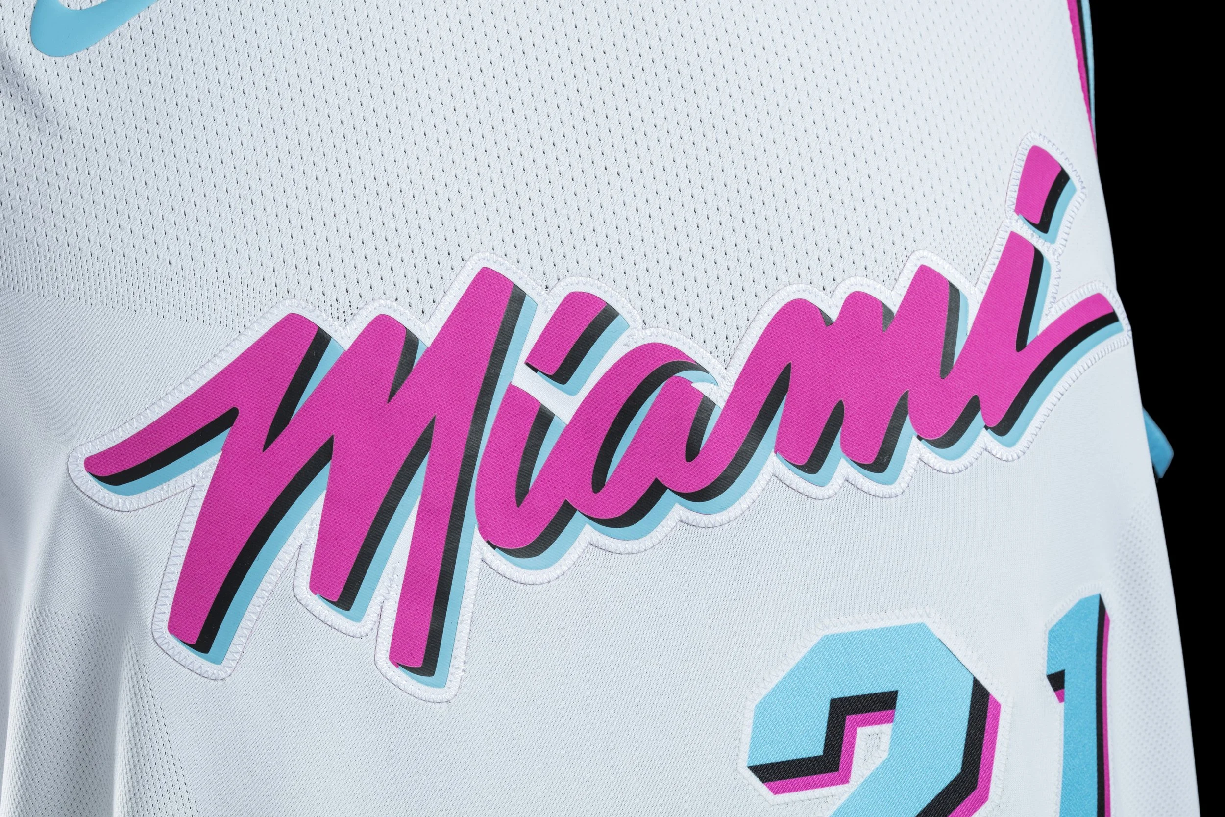 2500x1667 HEAT Vice Miami HEAT Uniform and Court Design