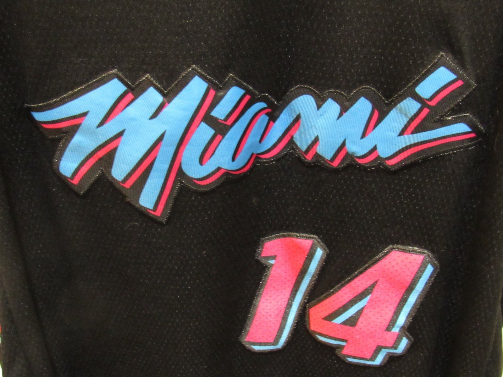1600x1200 Tyler Herro Miami Heat NBA Miami Vice look Jersey Nike sewn adult small READ