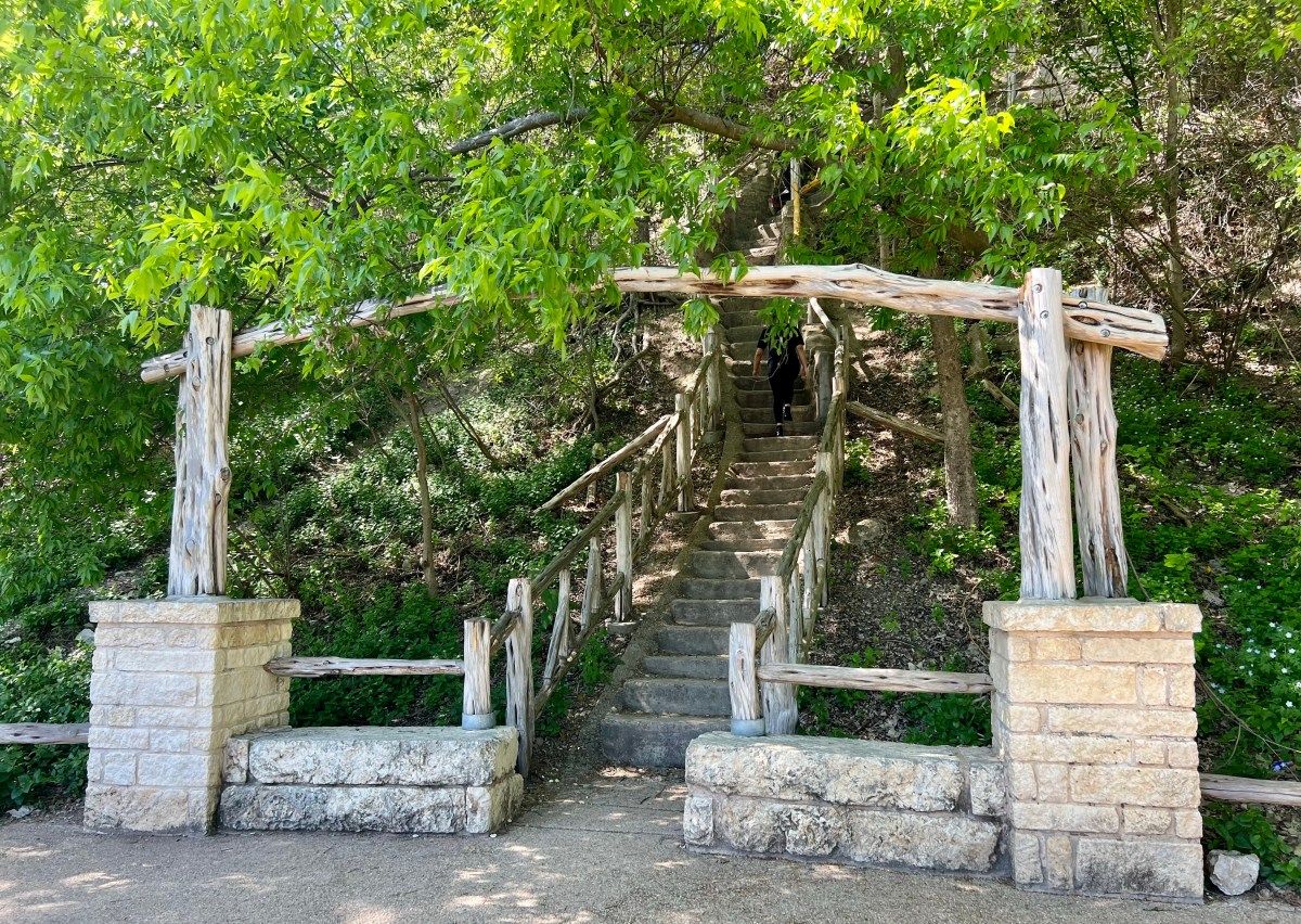 1200x852 Jacob's Ladder, Waco