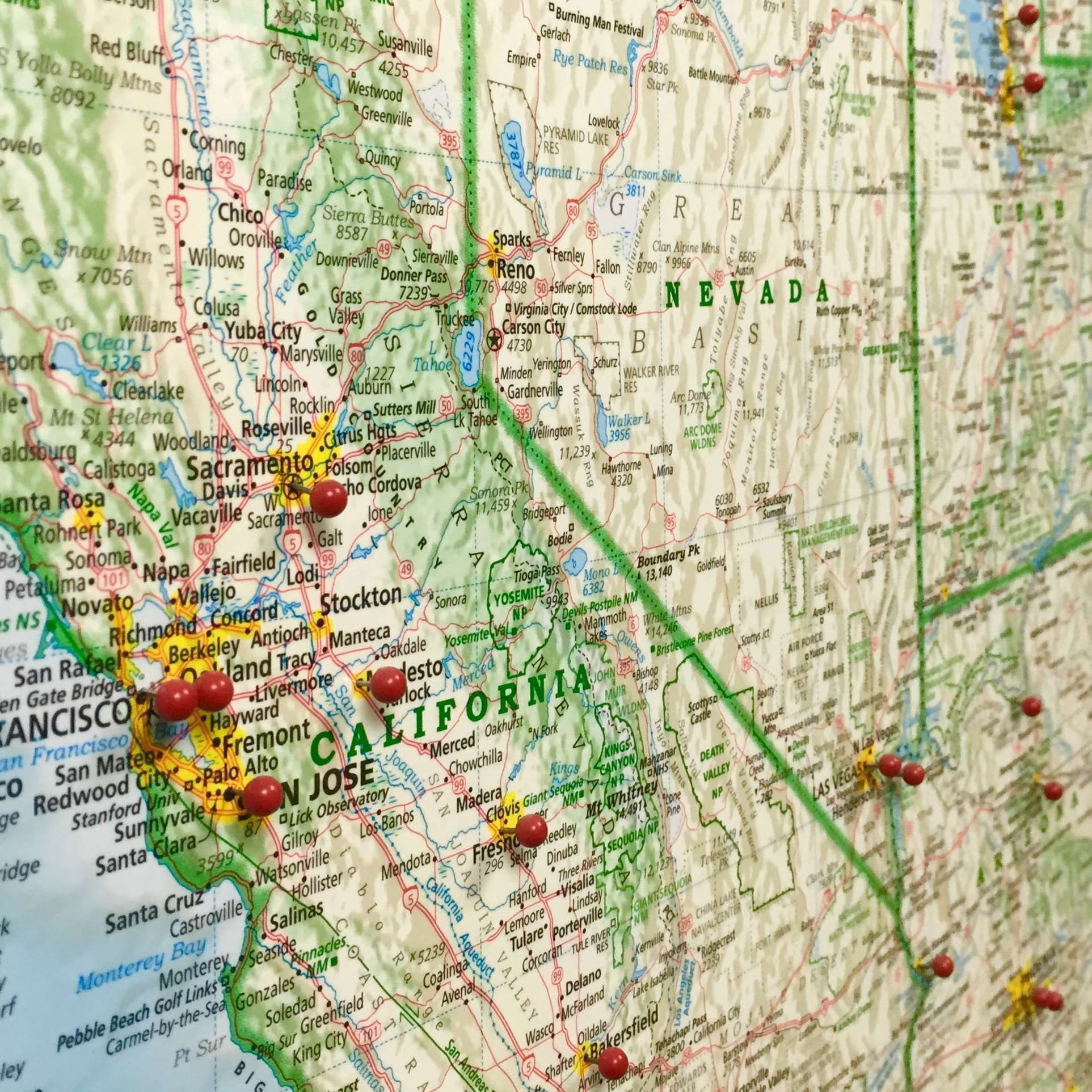 1925x1925 California Map Wallpaper