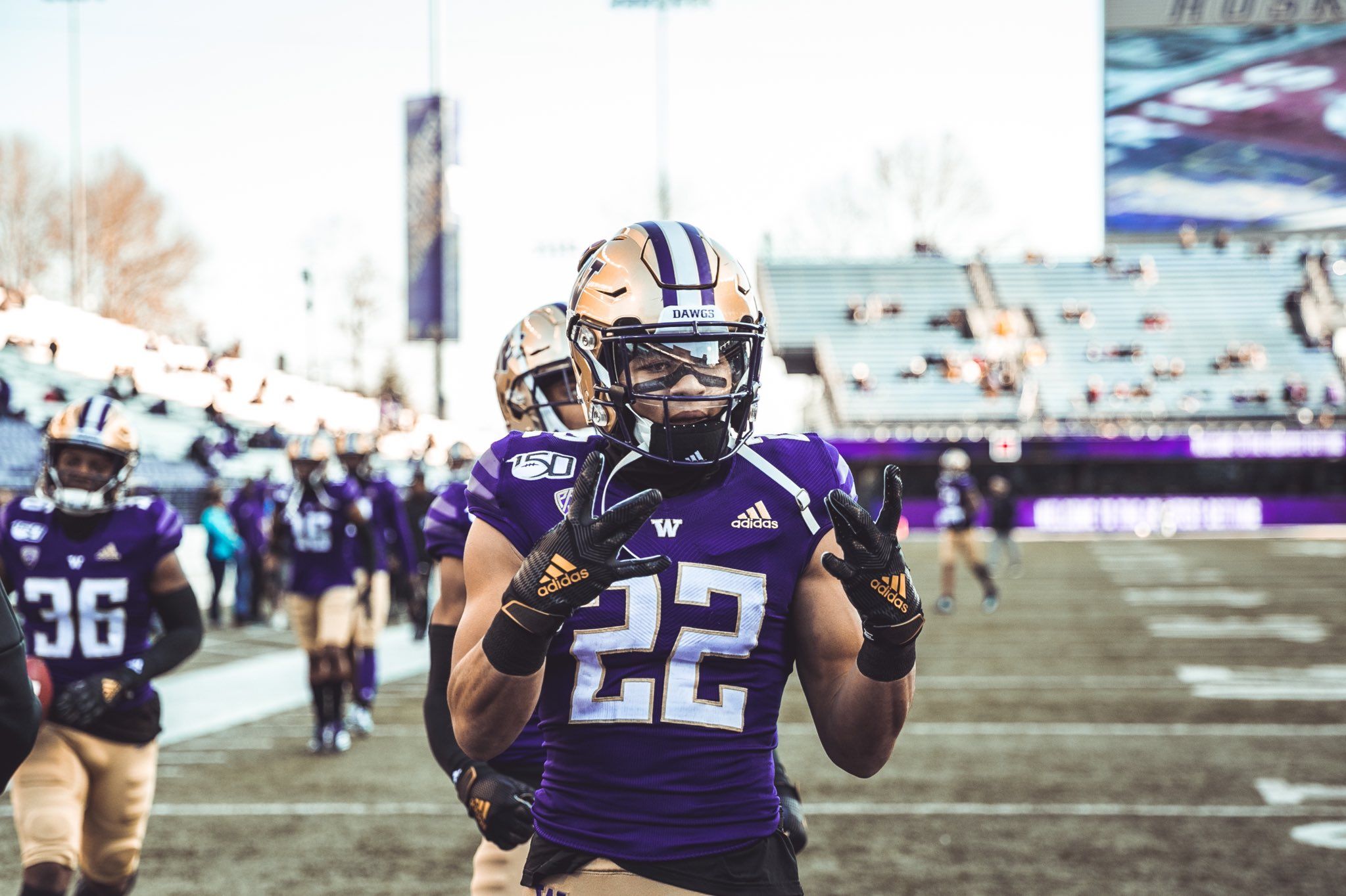 2047x1364 Trent McDuffie Wallpaper