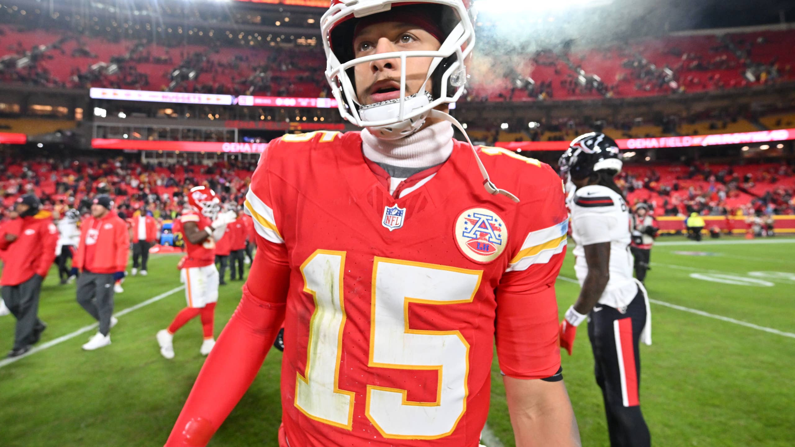 2560x1440 Patrick Mahomes Had One Word Response To Trent McDuffie Trade