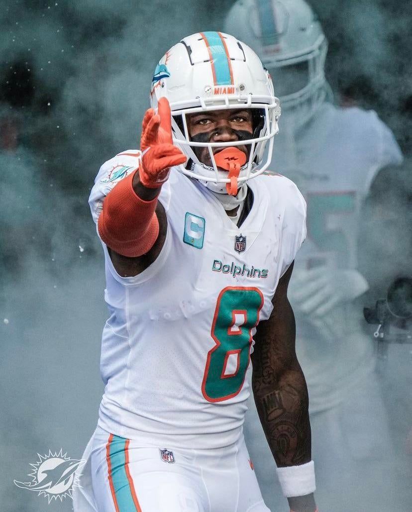 828x1029 Jevon Holland Dolphins Wallpaper