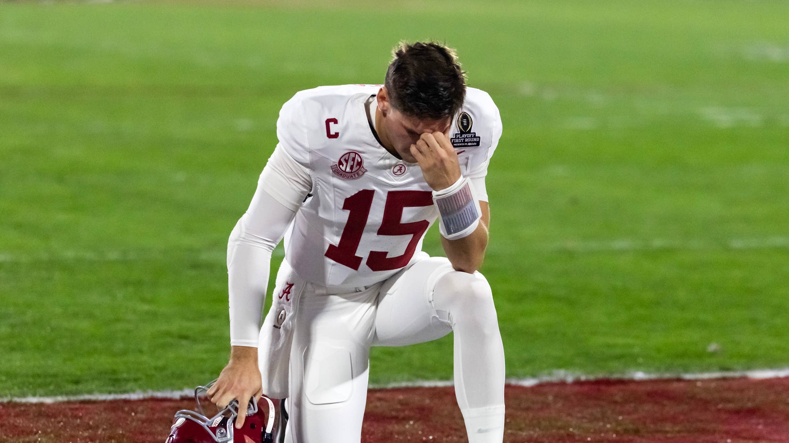 2560x1440 Ty Simpson Predicted to Replace $40 Million QB in Latest Mock Draft