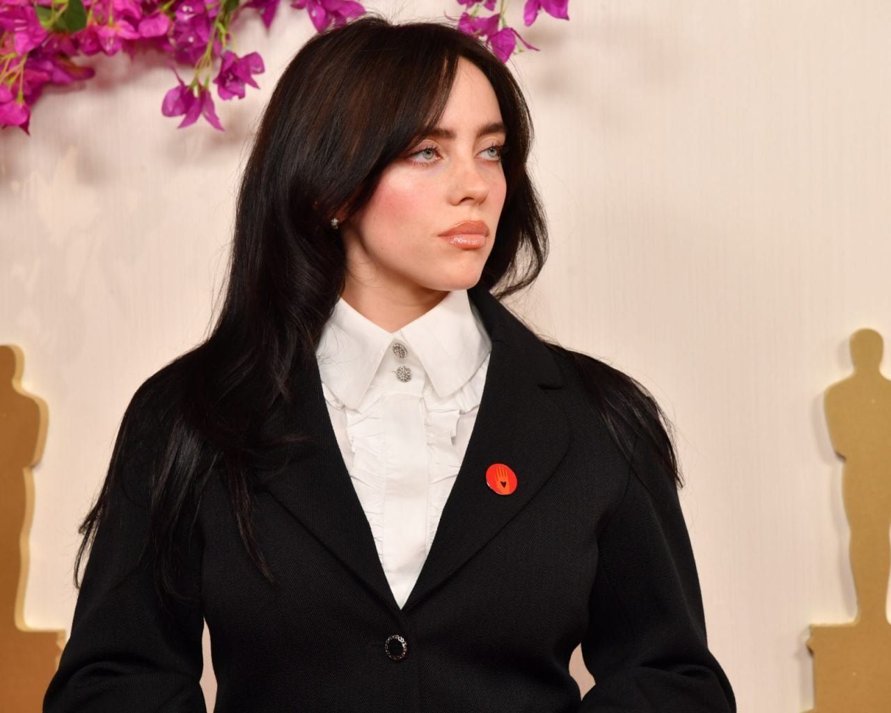 1280x1024 Oscars 2024: Billie Eilish takes a stand for Gaza on red carpet