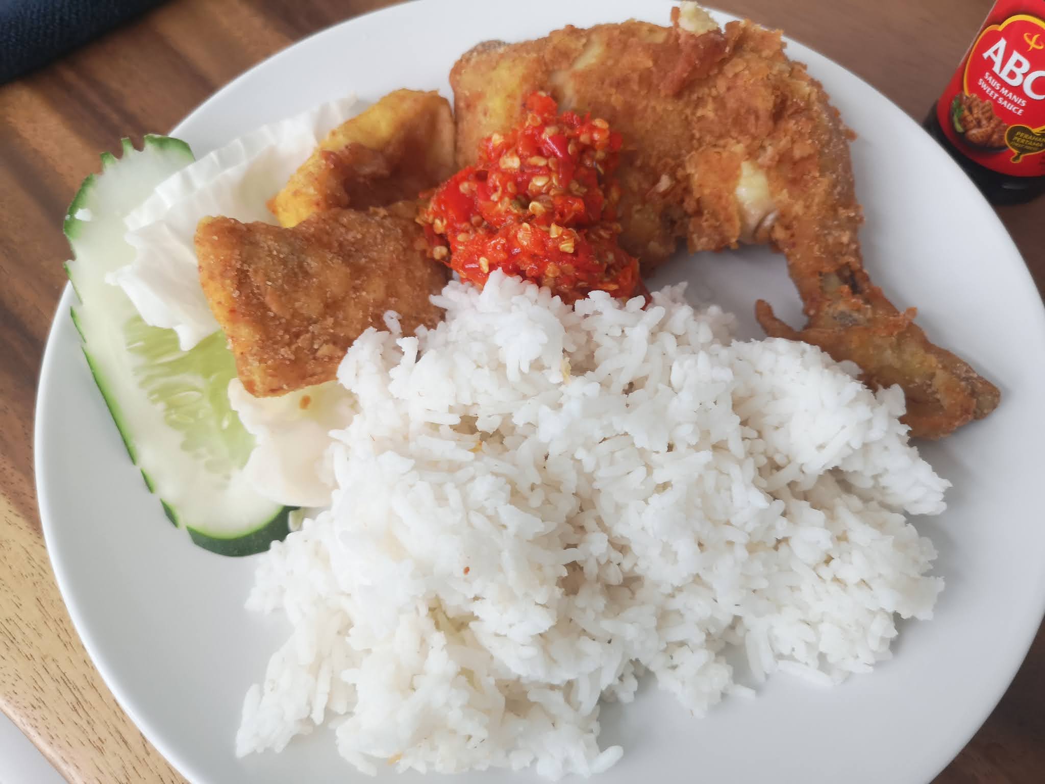 2048x1536 food road trip: Warong Geprek Vista Alam Shah Alam, Selangor, Malaysia
