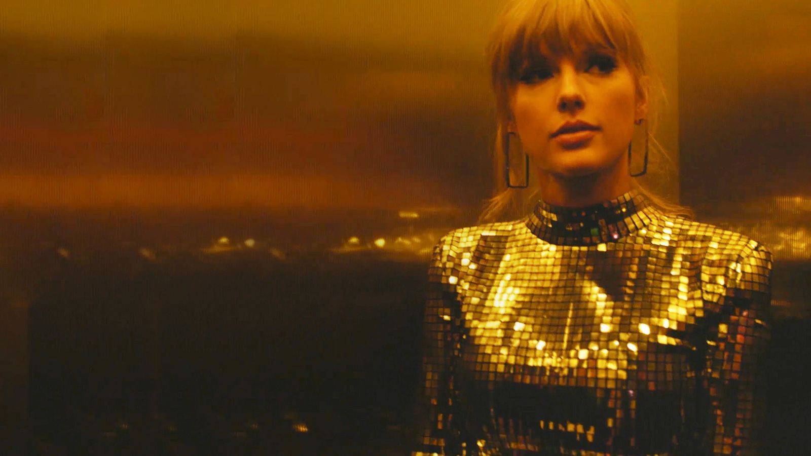 1600x900 Taylor Swift Midnights Desktop Wallpaper