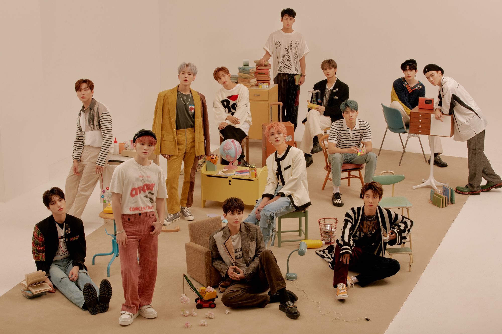 2000x1333 Seventeen Desktop HD Wallpaper