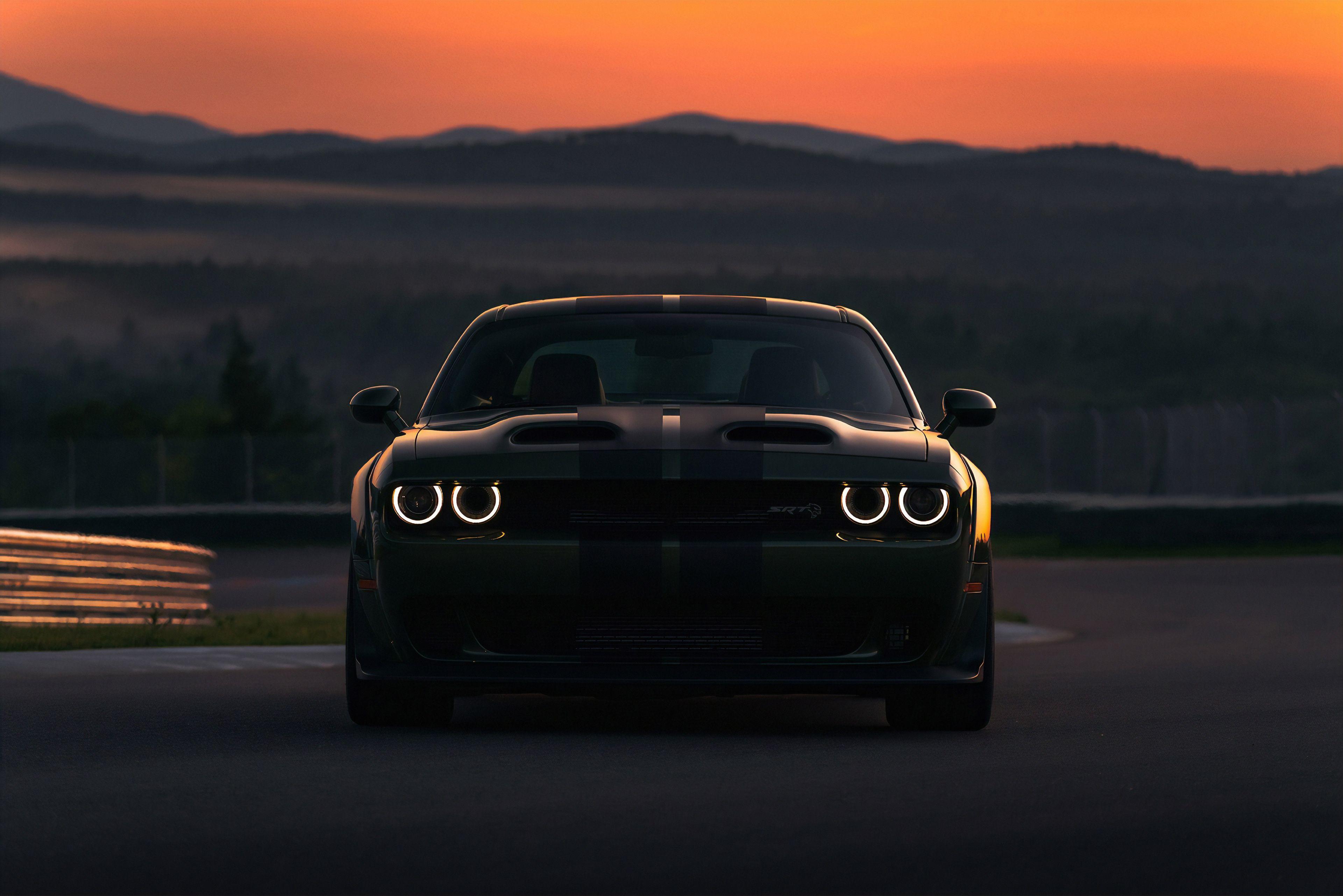 3840x2562 Dodge Challenger 4K Wallpaper .