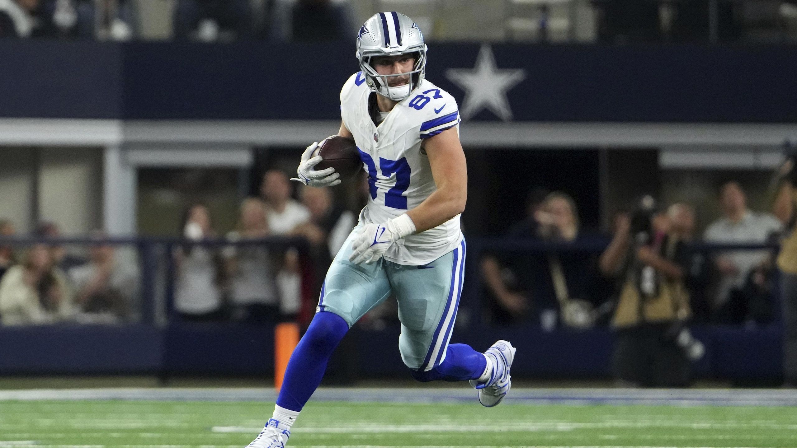 2560x1440 Cowboys' Jake Ferguson Agrees To 4 Year, $52M Contract Extension Ahead Of NFL Season