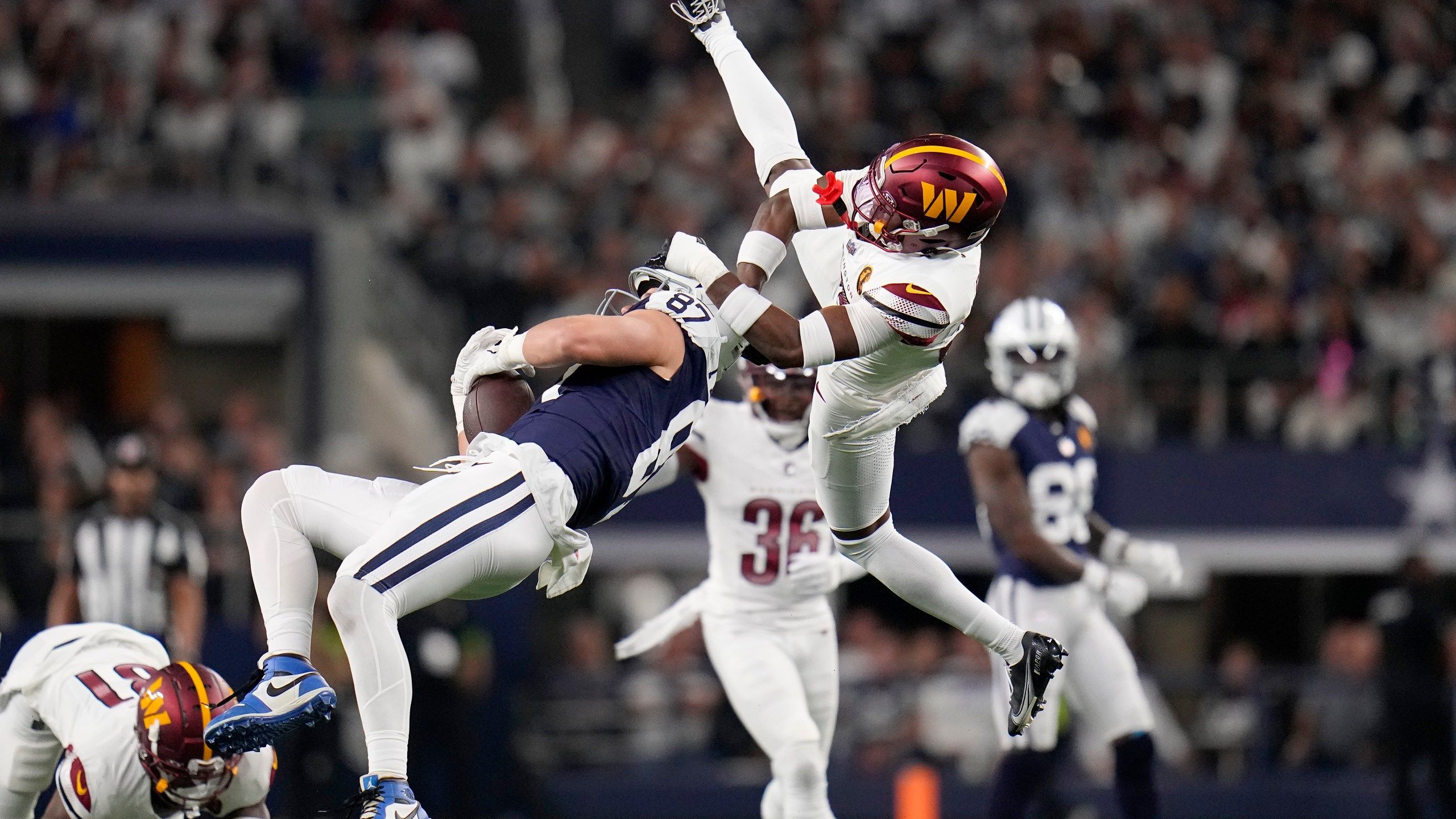 2560x1440 Bland, Prescott Help Cowboys To 13th Straight Home Win With 45 10 Victory Over Commanders