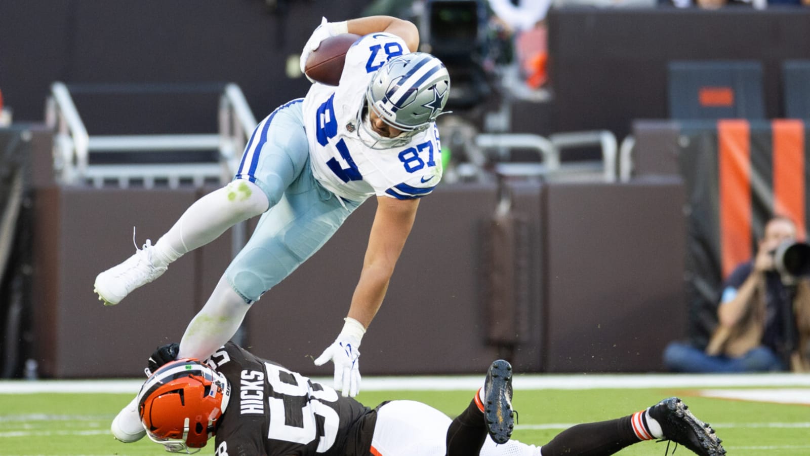 1600x900 Dallas Cowboys TE Jake Ferguson Assigns Blame for Fumbled 2024 Season