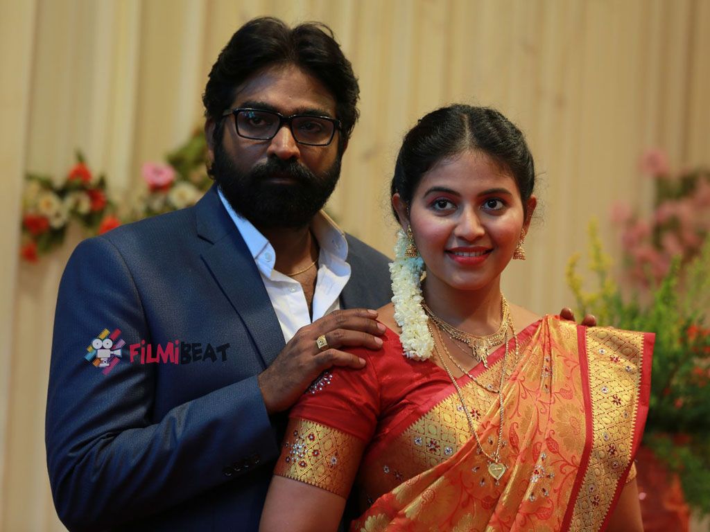 1024x768 Iraivi HQ Movie Wallpaper. Iraivi HD Movie Wallpaper
